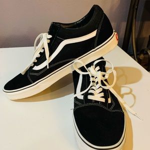 Black/white Vans EXCELLENT condition! Wore ONE time.